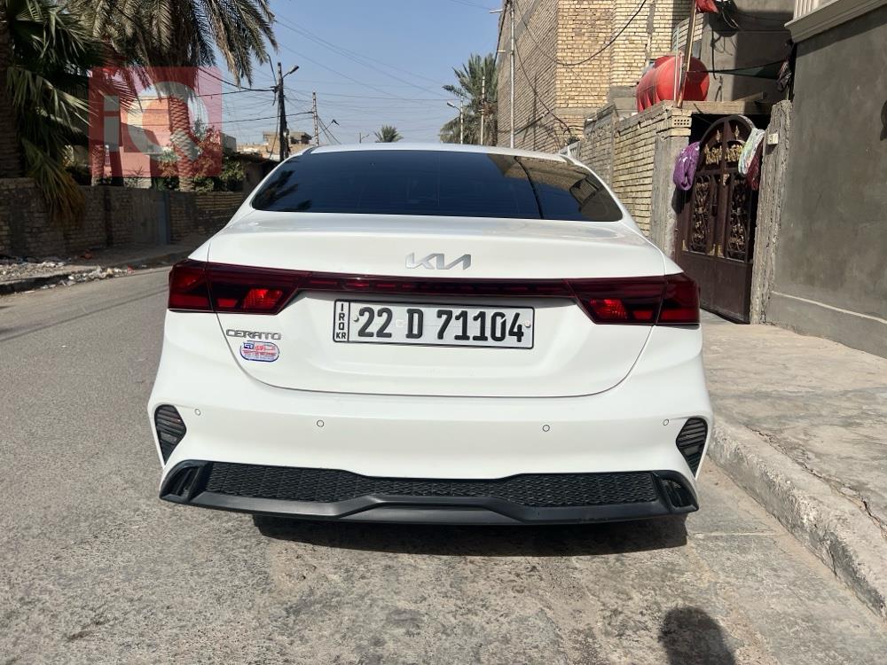 كيا سيراتو